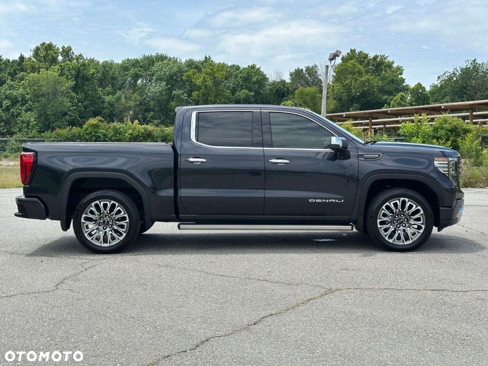 GMC Sierra - 6