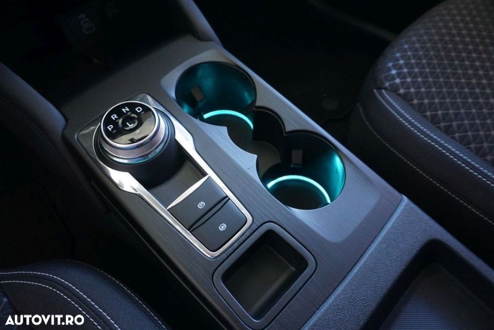 FORD Kuga 2026 — imagine 6