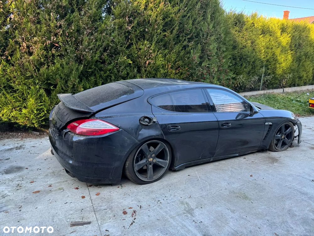 Porsche Panamera 2013 photo 4