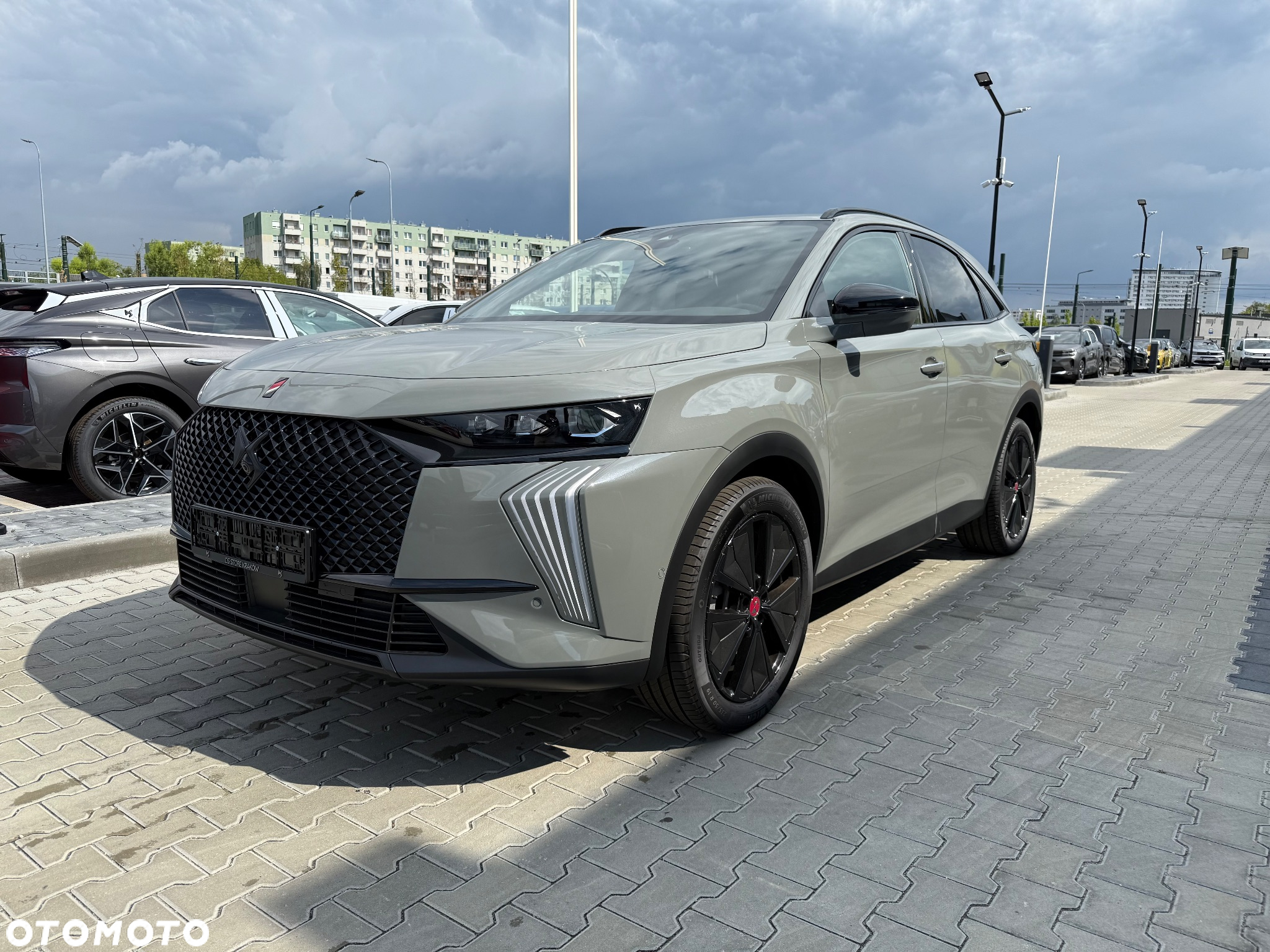 DS Automobiles DS 7 Crossback 1.6 E-Tense 4x4 Performance Line + - 7