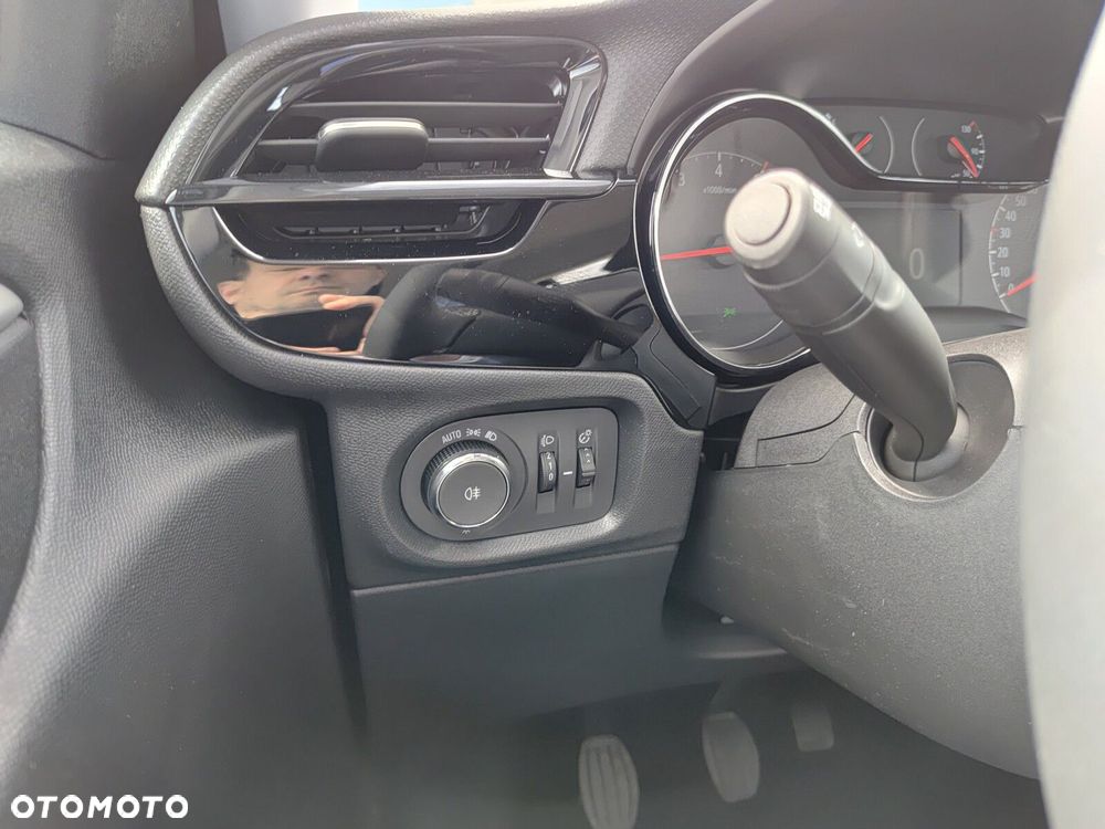 Opel Corsa - 19