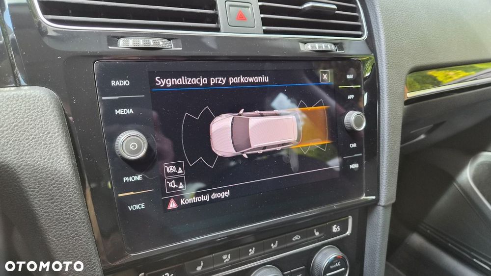 Volkswagen Golf Variant 2.0 TDI SCR DSG Highline - 30