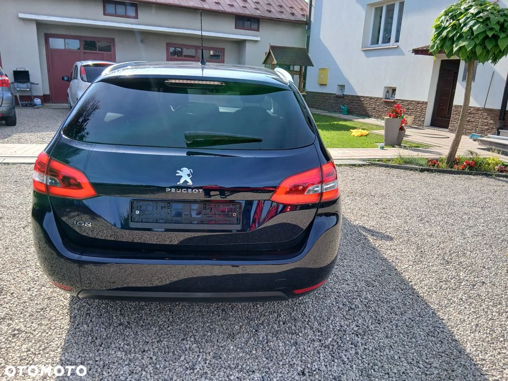 Peugeot 308 - 6
