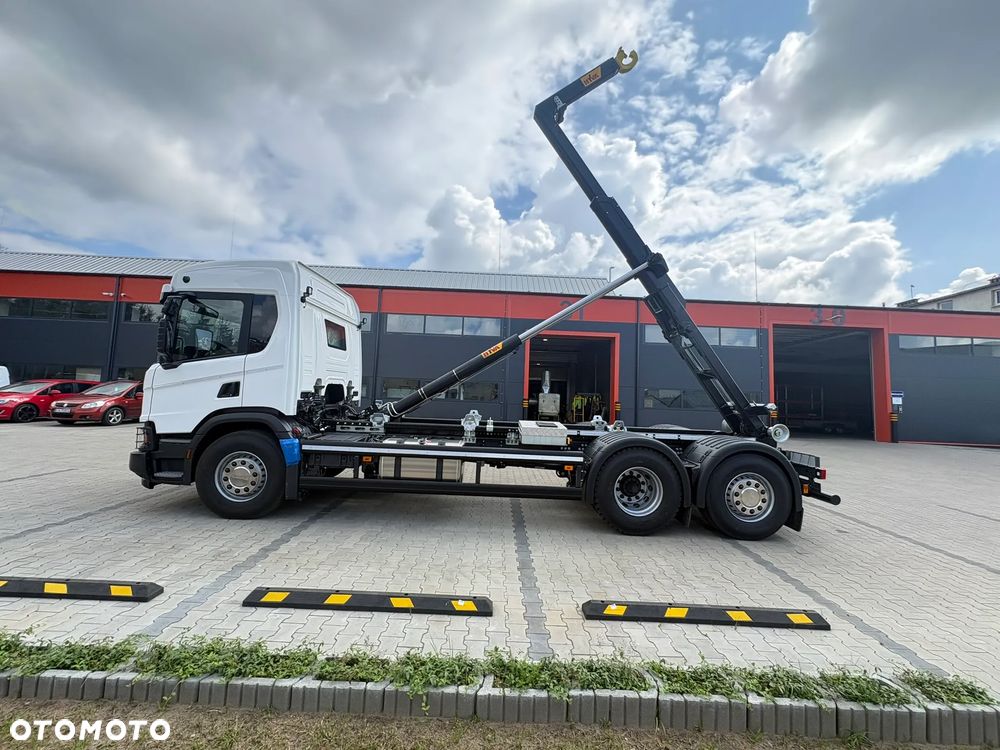Scania P420 B6x2*4NA - 2