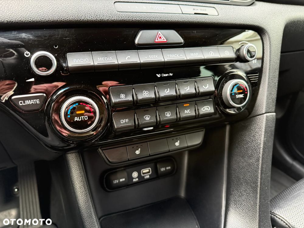 Kia Sportage 1.7 CRDI 2WD Spirit - 18