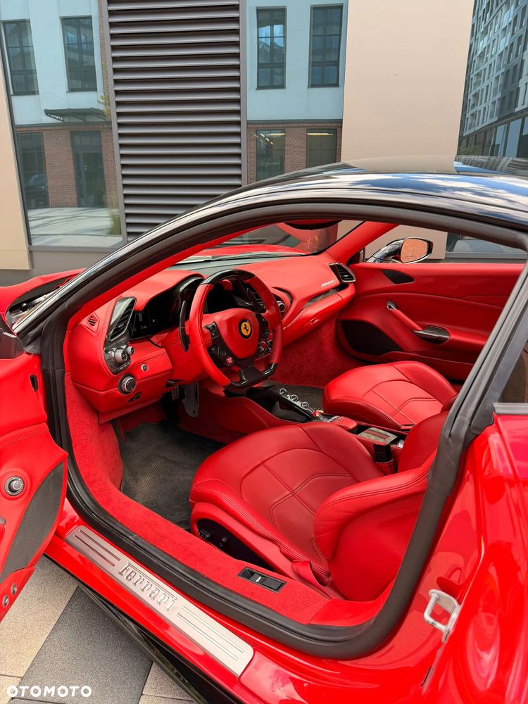 Ferrari 488 - 28