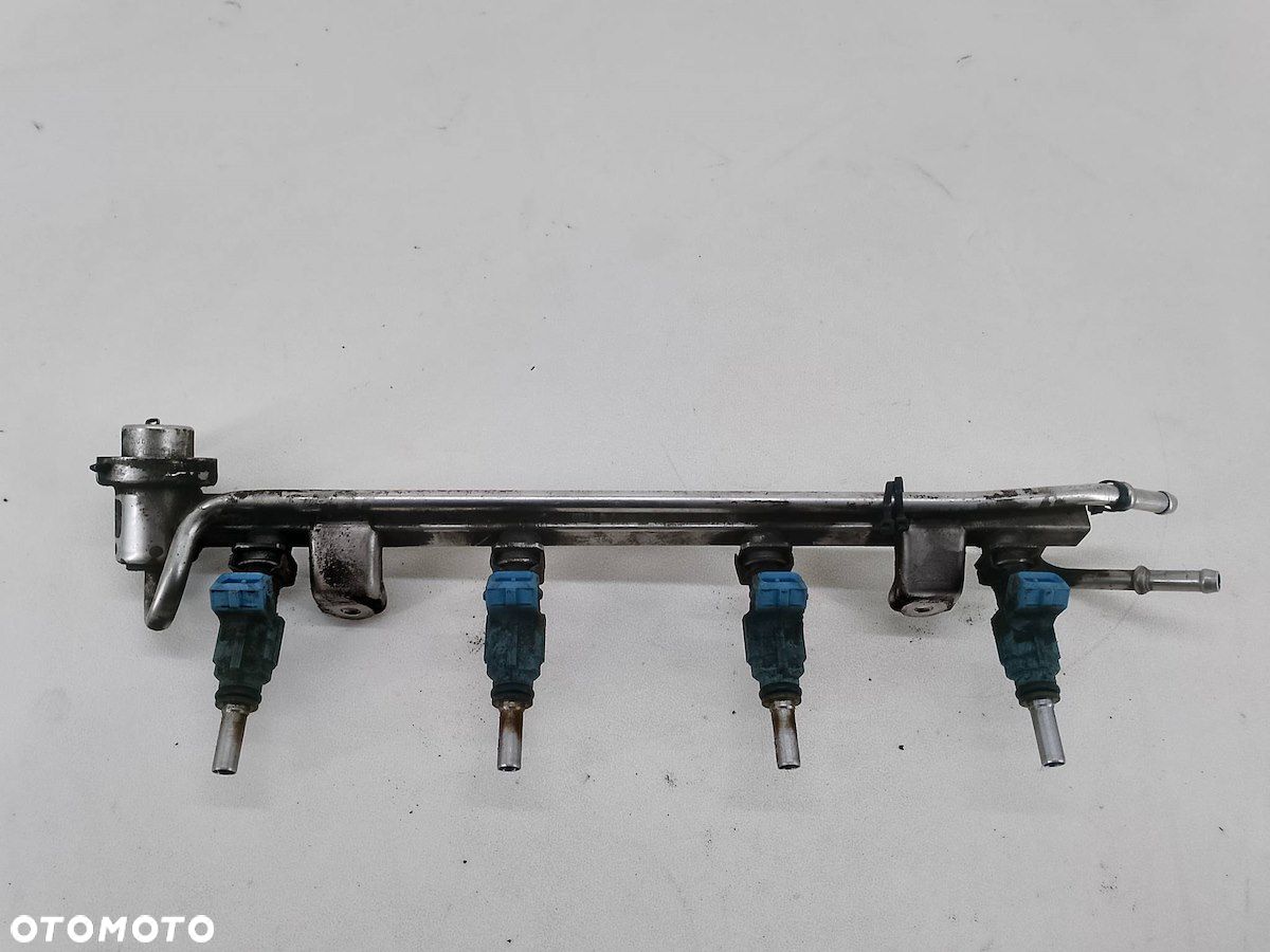 LISTWA WTRYSKOWA AUDI TT 8N3 06A133681E  06A906031J  0280155892 1.8 T - 1