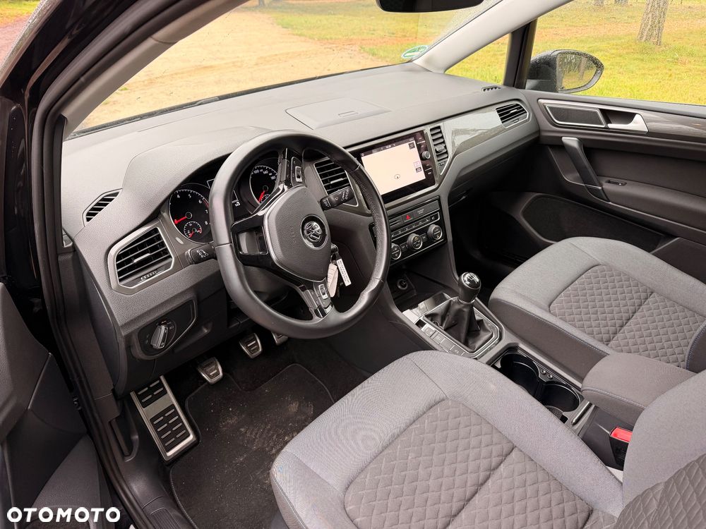Volkswagen Golf Sportsvan - 11