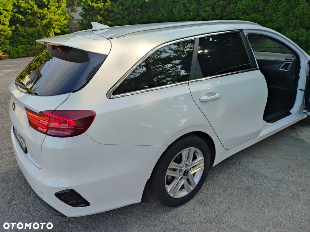 Kia Ceed 1.4 T-GDI M DCT - 17