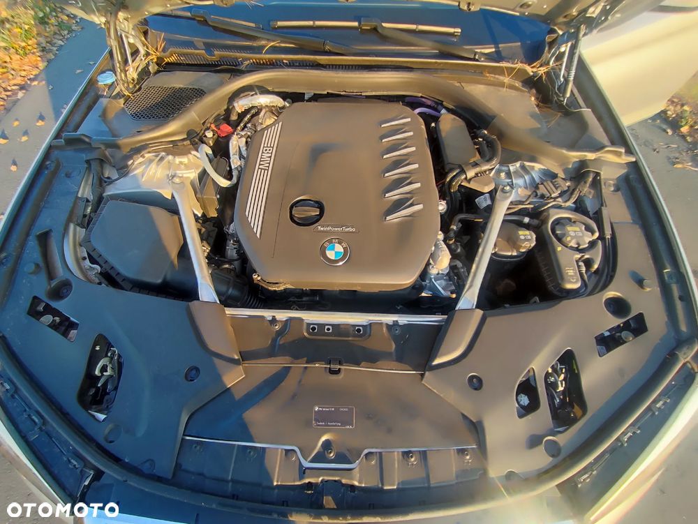 BMW Seria 5 530d xDrive Touring - 15