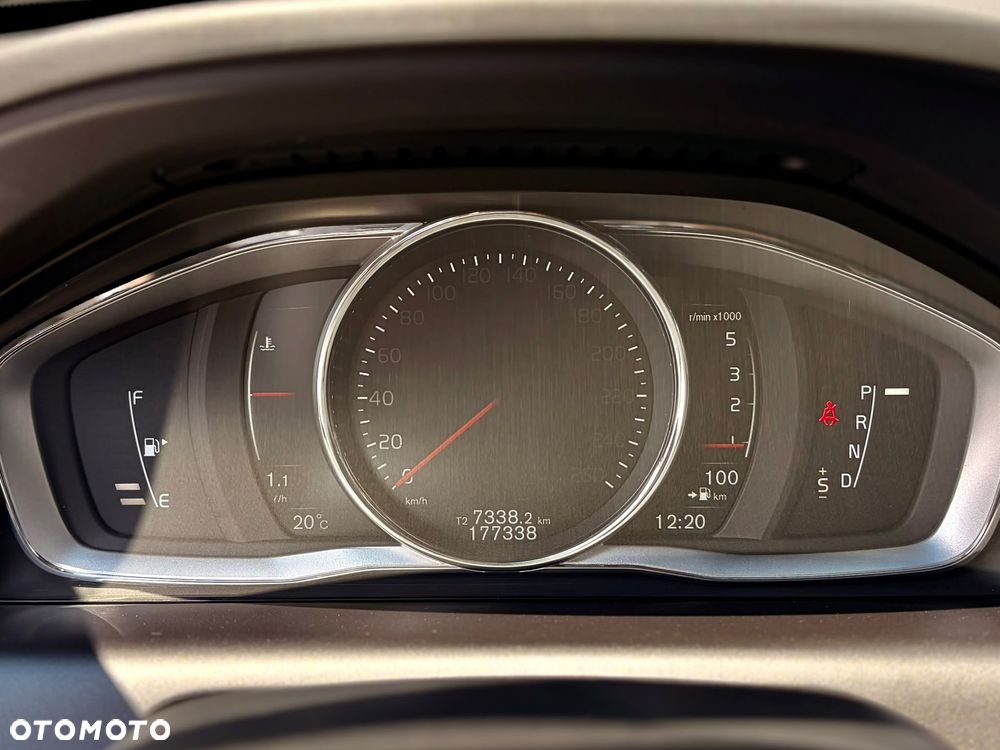 Volvo XC 60 D4 AWD Summum - 31