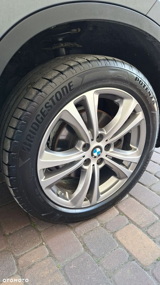 BMW X1 xDrive18d xLine - 12