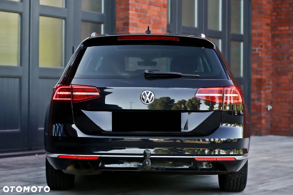 Volkswagen Passat Variant 2.0 TDI SCR 4Motion DSG Highline - 14