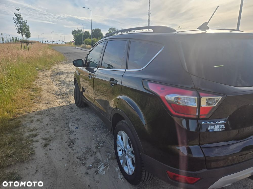 Ford Escape - 2