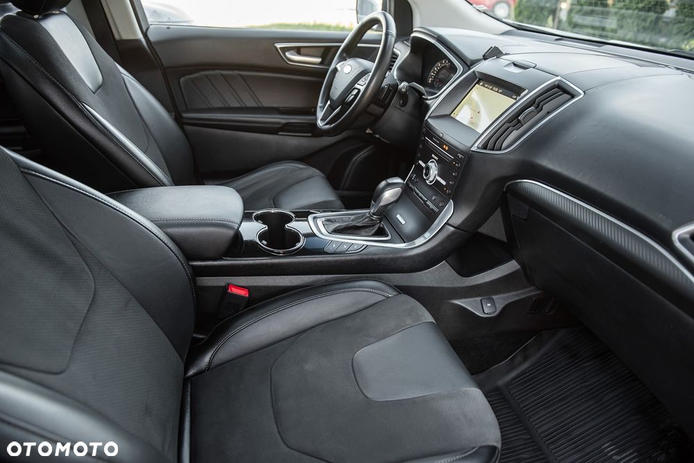 Ford Edge 2.0 TDCi Bi-Turbo 4x4 ST-LINE - 37