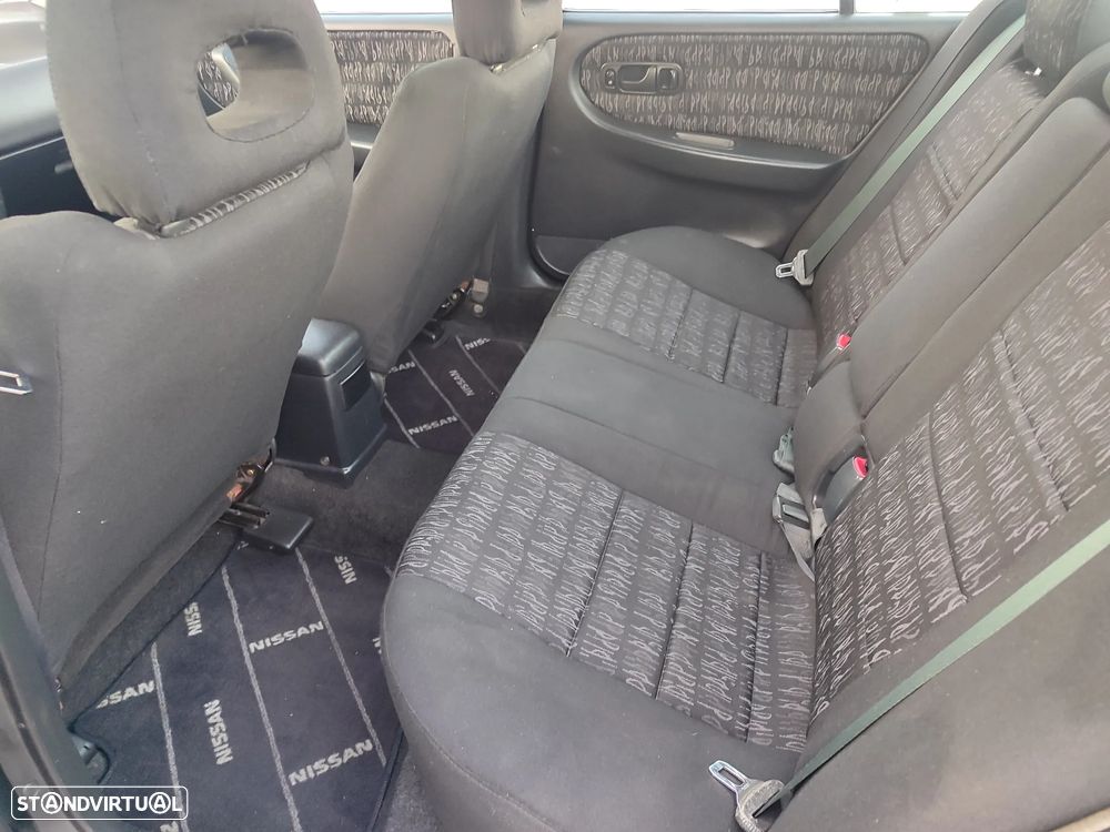 Nissan Primera Sedan 2.0-16 GT - 16