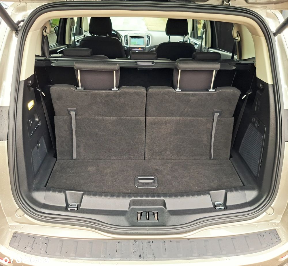 Ford S-Max 2.0 TDCi Titanium - 22