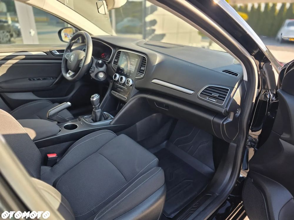 Renault Megane 1.0 TCe Zen - 17