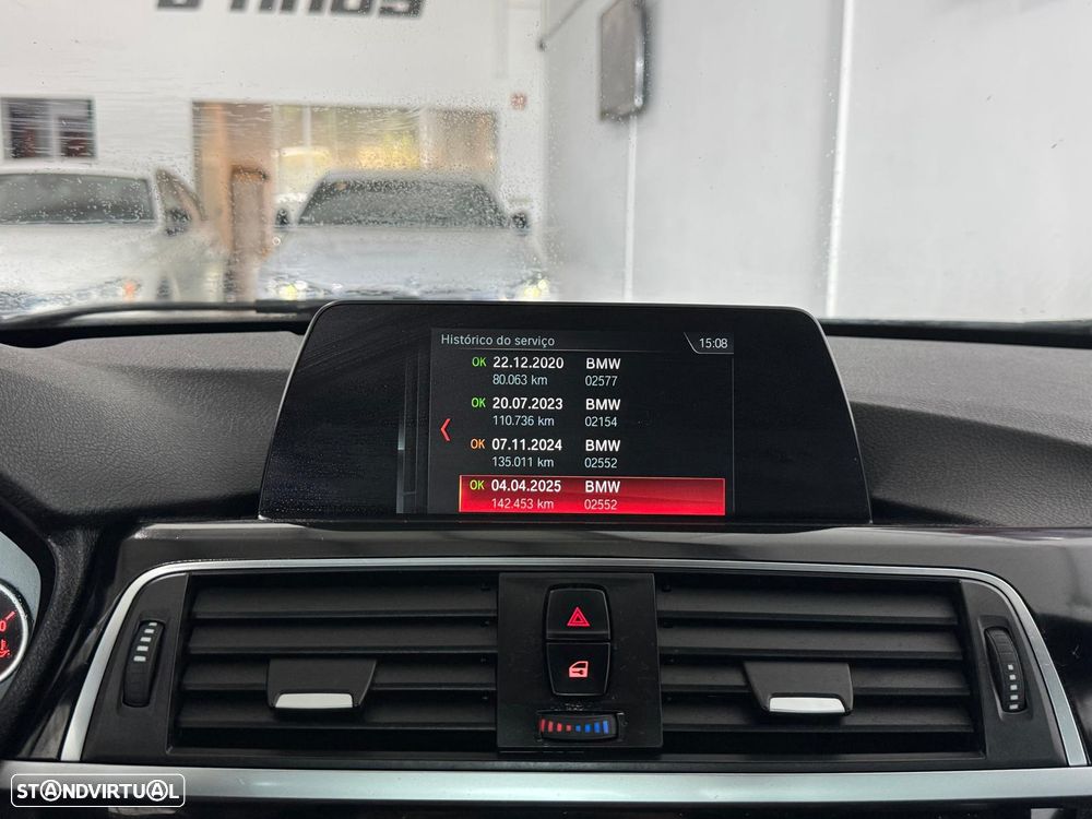 BMW 330 e iPerformance Pack M - 29