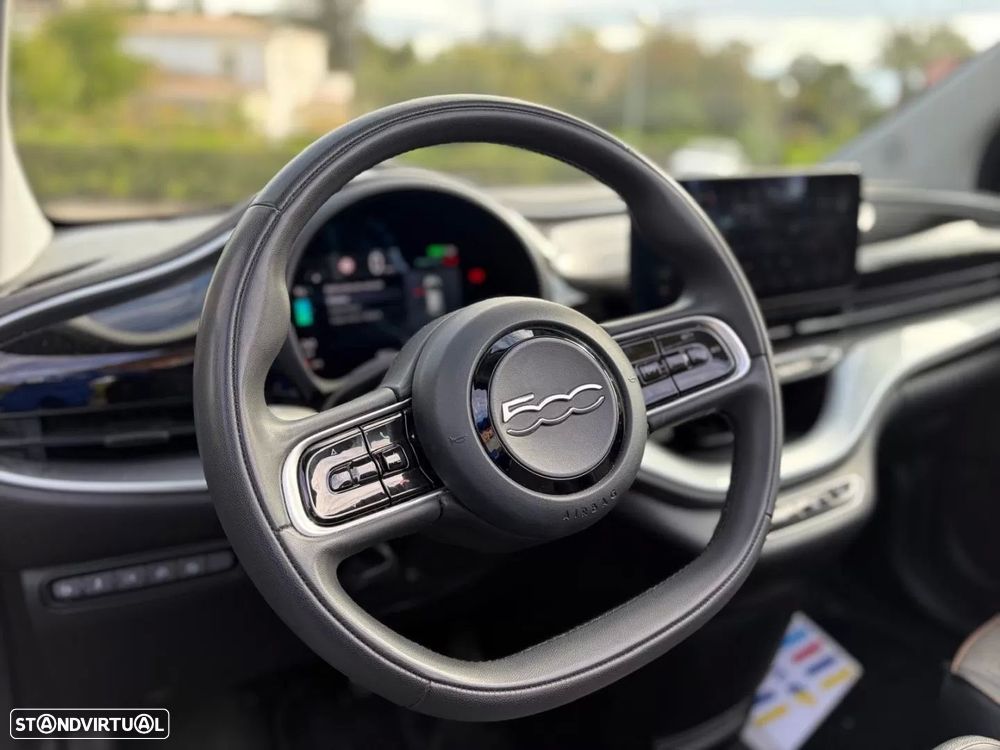 Fiat 500e C Icon - 17