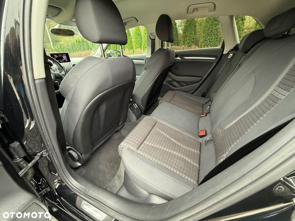 Audi A3 1.4 TFSI Edycja Specjalna - 12