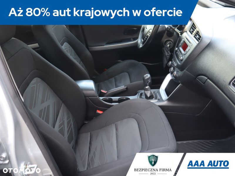 Kia Ceed - 10