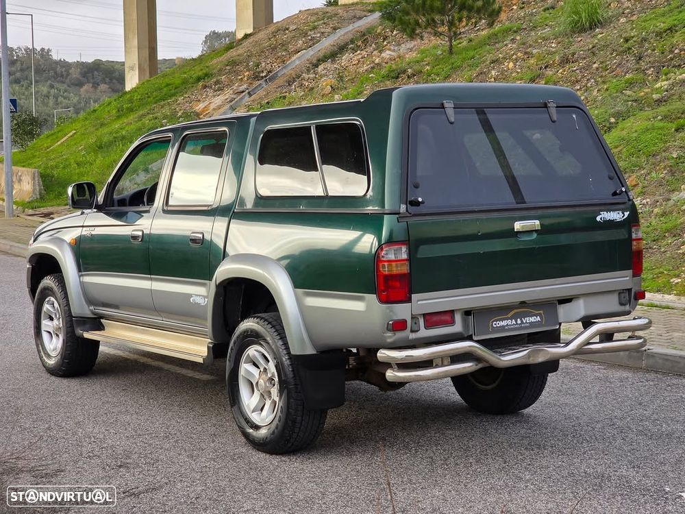 Toyota Hilux 2.5 D4-D Tracker - 4