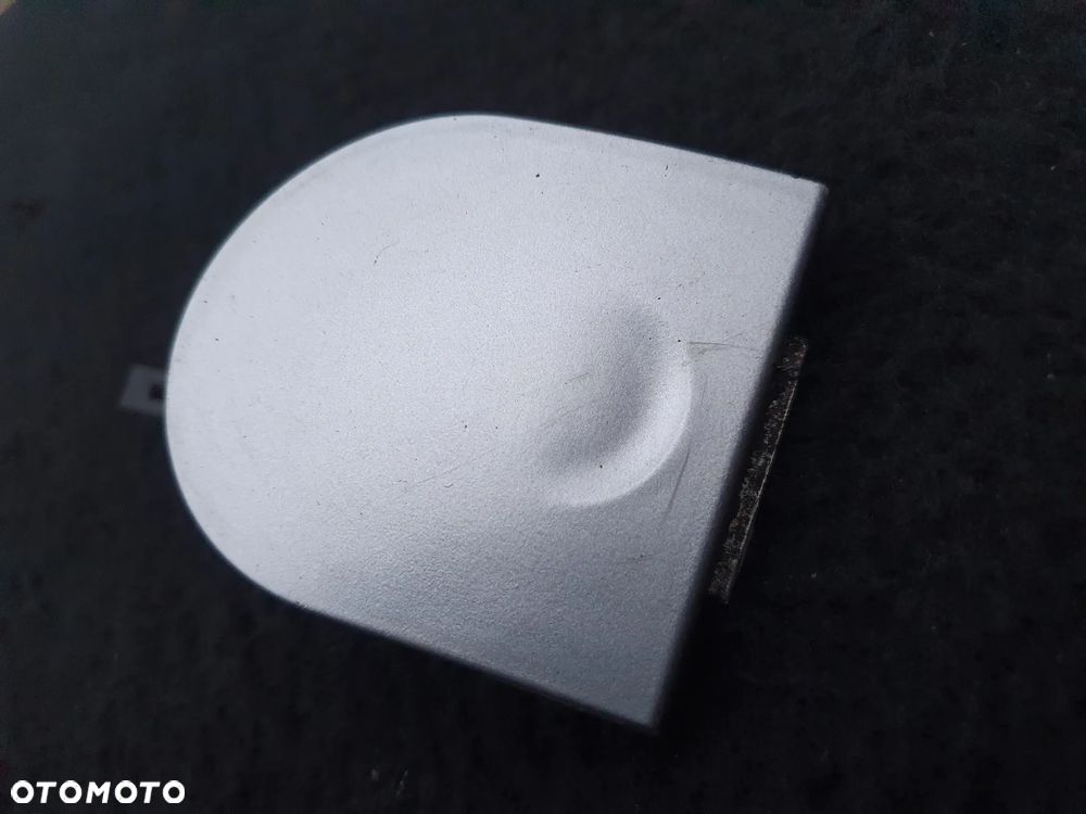 OPEL ZAFIRA A ZAŚLEPKA HAKA ZDERZAKA TYŁ OSŁONA 90580831 SREBRNA - 2