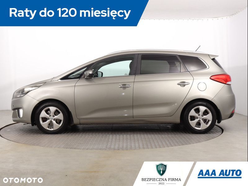 Kia Carens - 3
