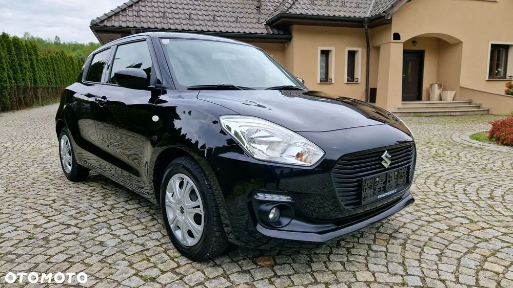 Suzuki Swift 1.2 Premium Plus - 10
