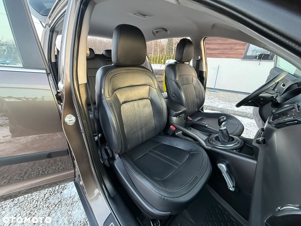 Kia Sportage 1.7 CRDI 2WD ISG Spirit - 24