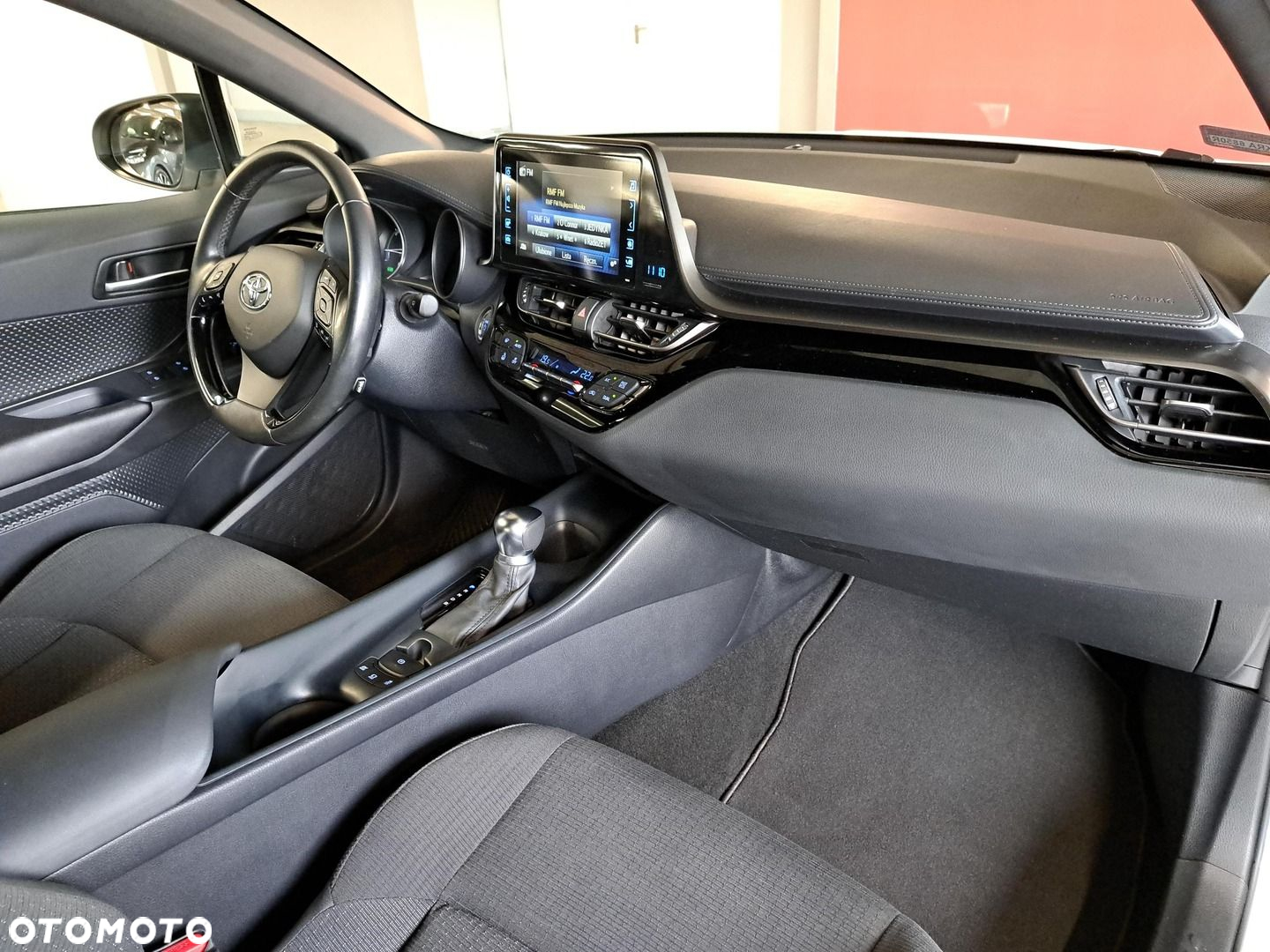 Toyota C-HR 1.8 Hybrid Premium - 16