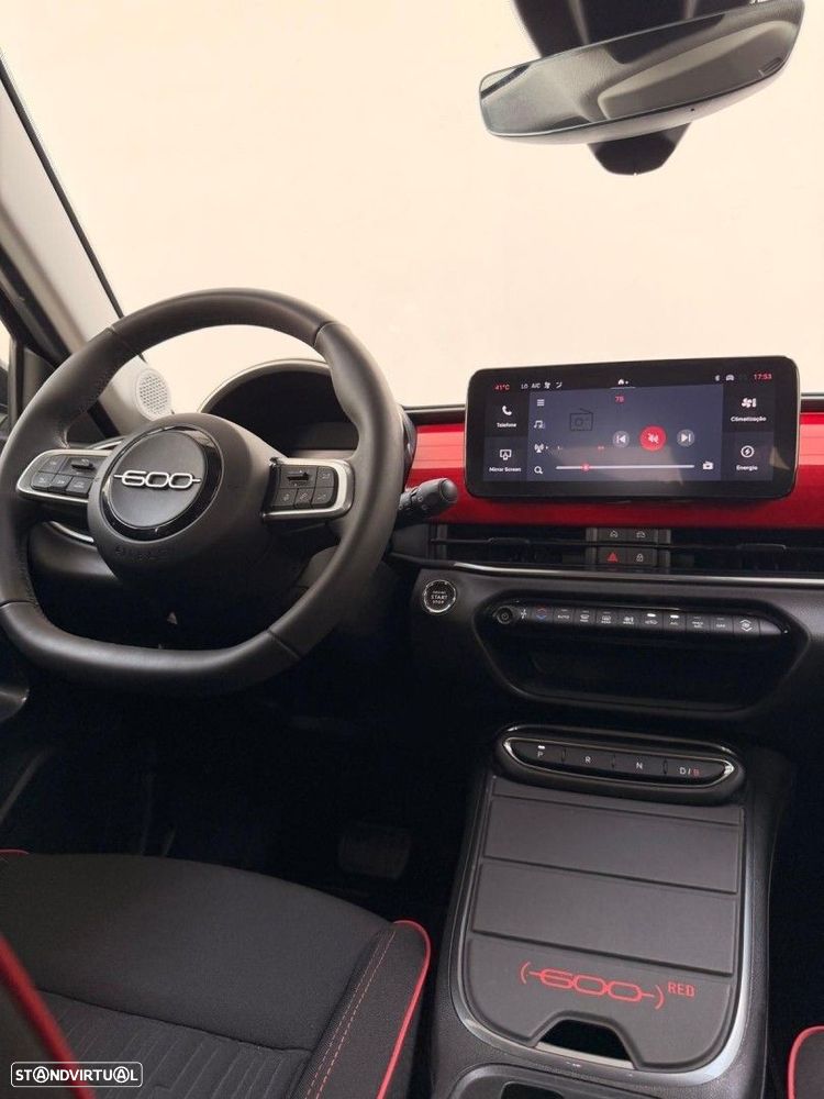 Fiat 600e 54 kWh (RED) - 9