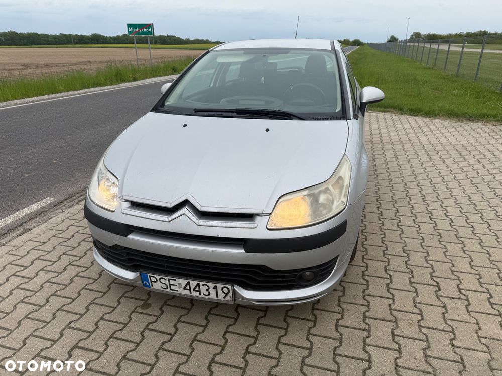 Citroën C4 1.6 HDi Equilibre - 1