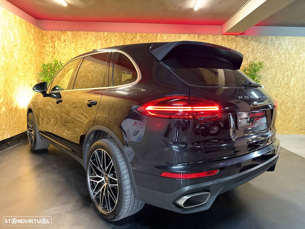 Porsche Cayenne 3.0 V6 - 32