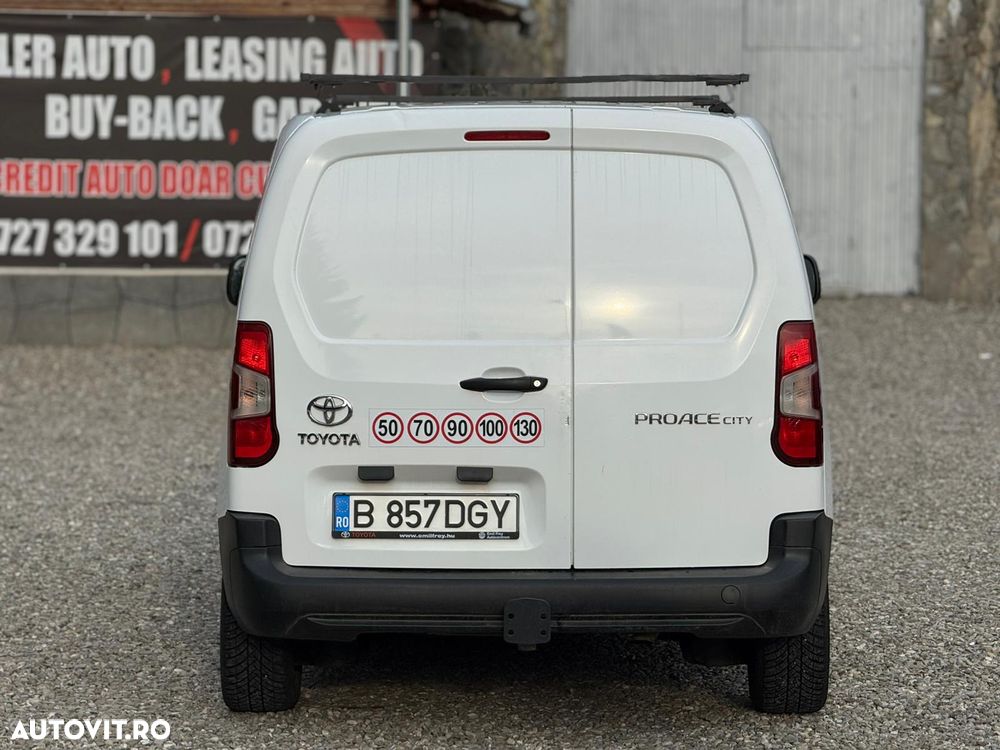 Toyota Proace - 16