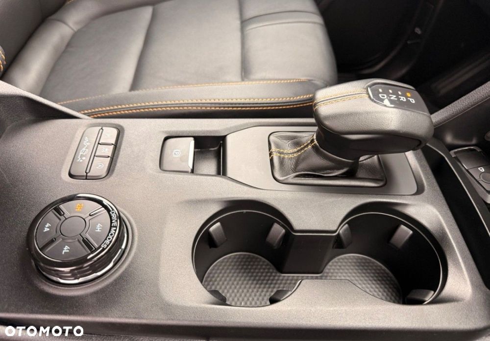 Ford Wildtrak Ranger długa paka 4x4 skóra - 19