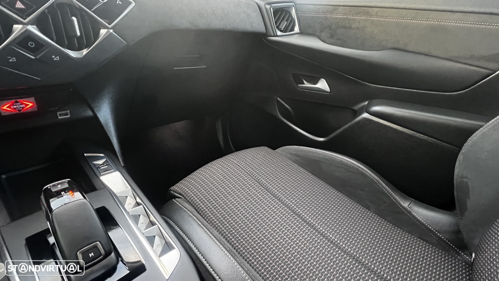 DS DS3 Crossback PureTech 130 Aut. PERFORMANCE LINE + - 36