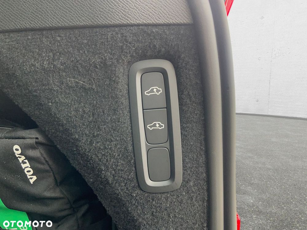 Volvo XC 90 - 21