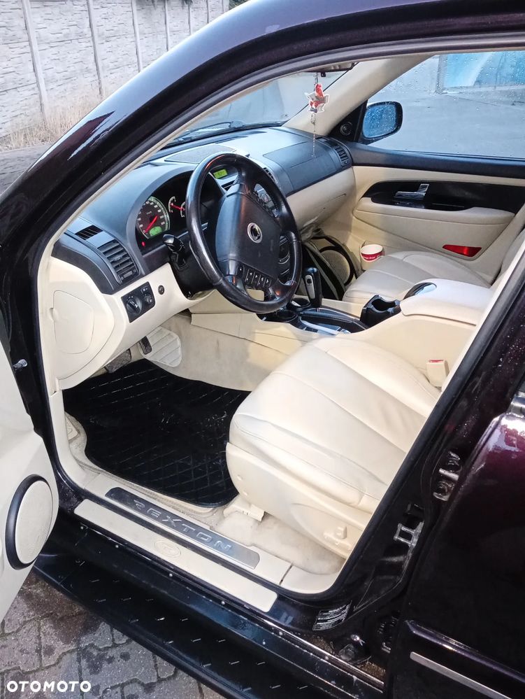 SsangYong/KGM Rexton 270 Xdi Lux - 1