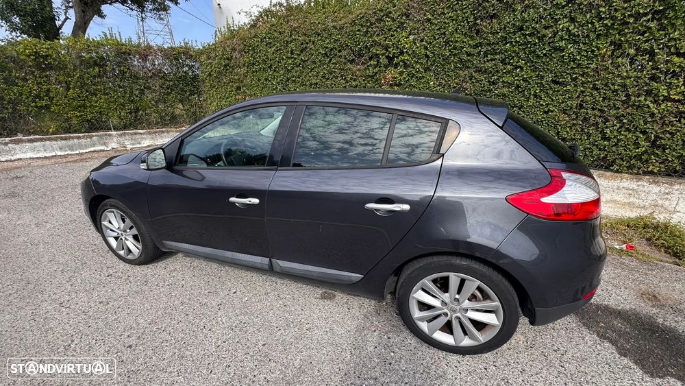 Renault Mégane 1.5 dCi Confort - 3