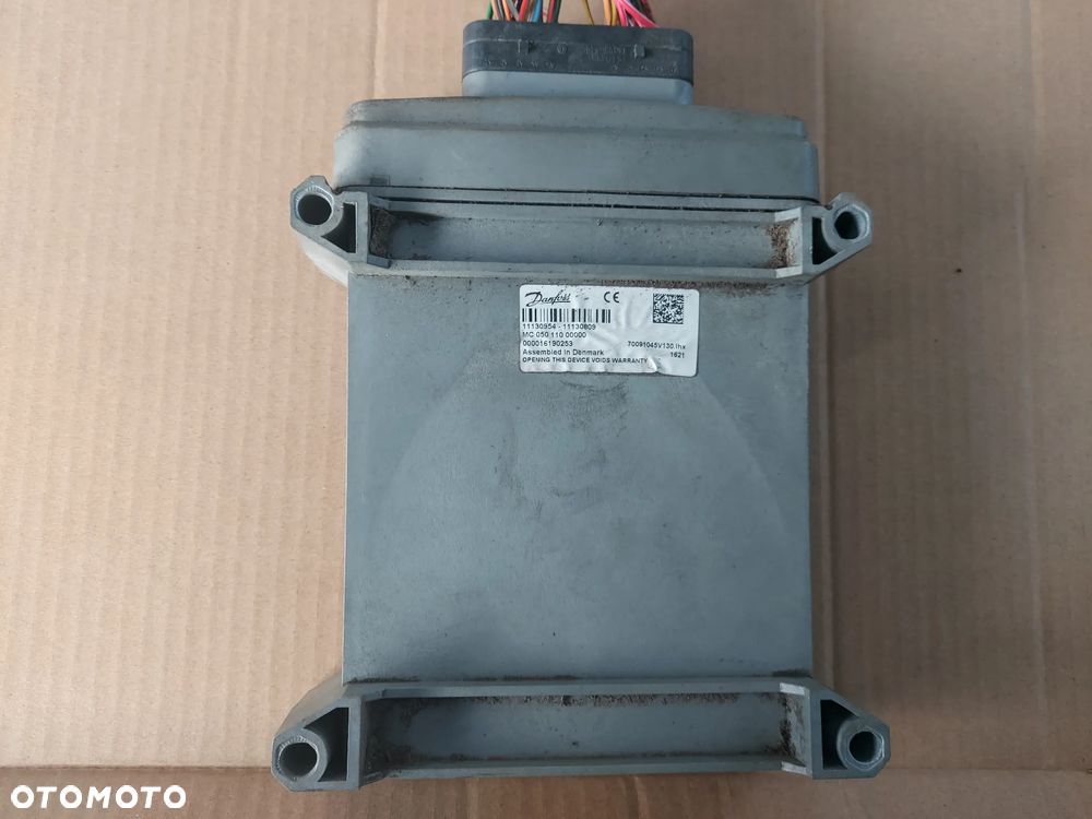 Sterownik 11130954-11130809 Danfoss KOMBAJN FENDT 6335C 2019r - 2