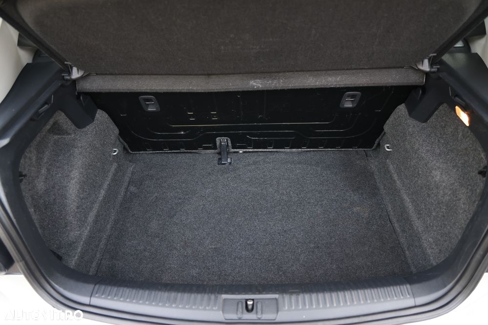 Volkswagen Polo 1.2 TDI Blue Motion 89g - 24