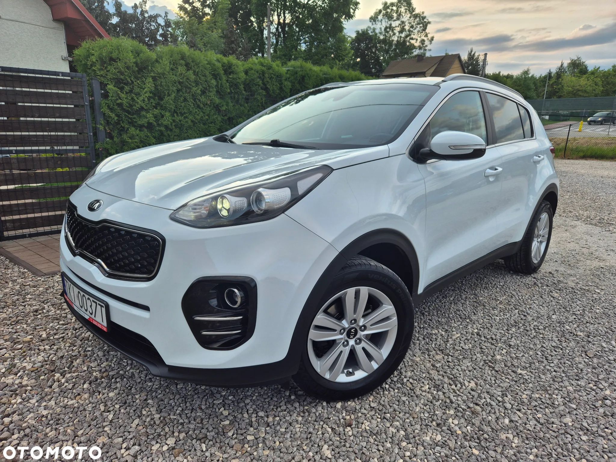 Kia Sportage 1.6 GDI 2WD Black Edition - 1