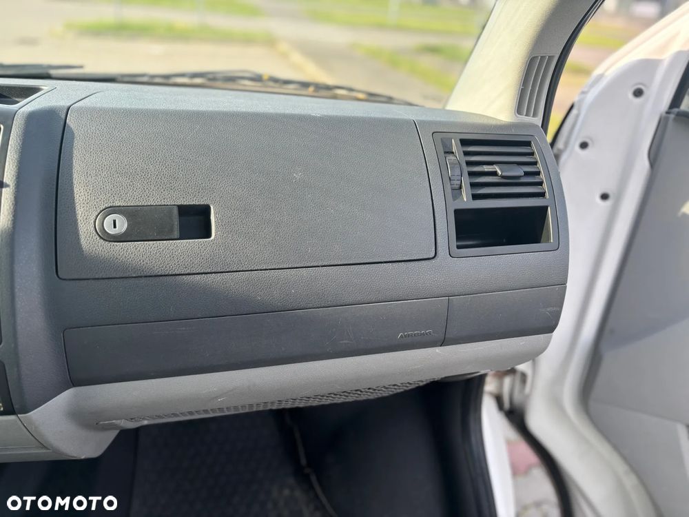 Volkswagen Transporter - 10
