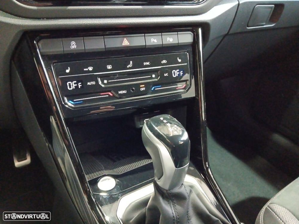 VW T-Roc 1.5 TSI R-Line DSG - 22