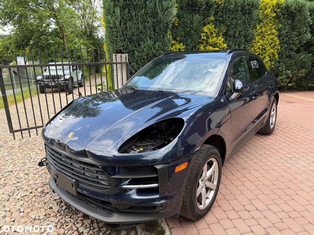 Porsche Macan - 2