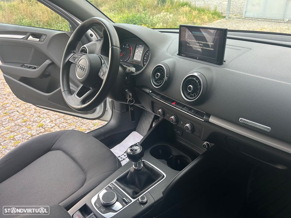 Audi A3 Limousine 1.6 TDI Sport - 21