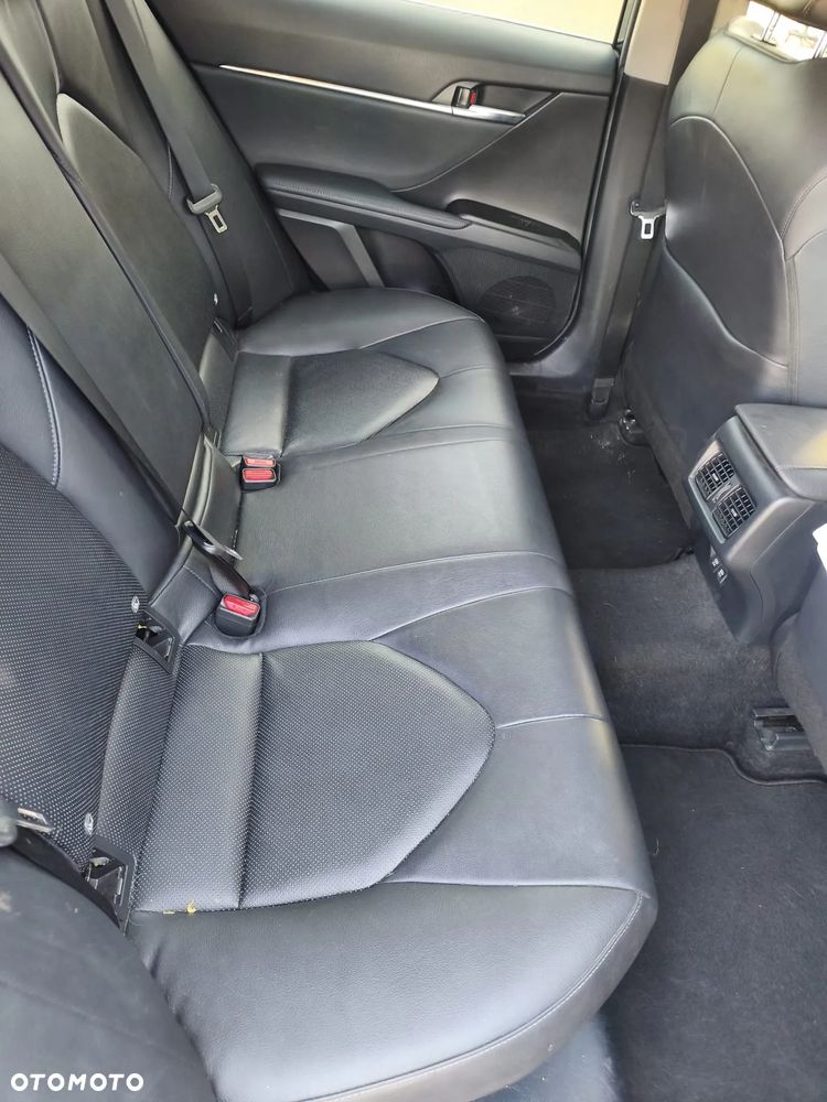 Toyota Camry 2.5 Hybrid Prestige CVT - 19