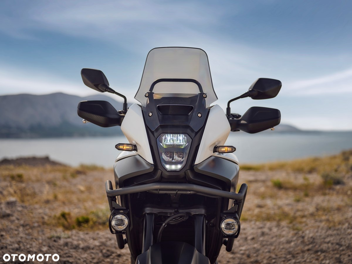 Honda NX - 10